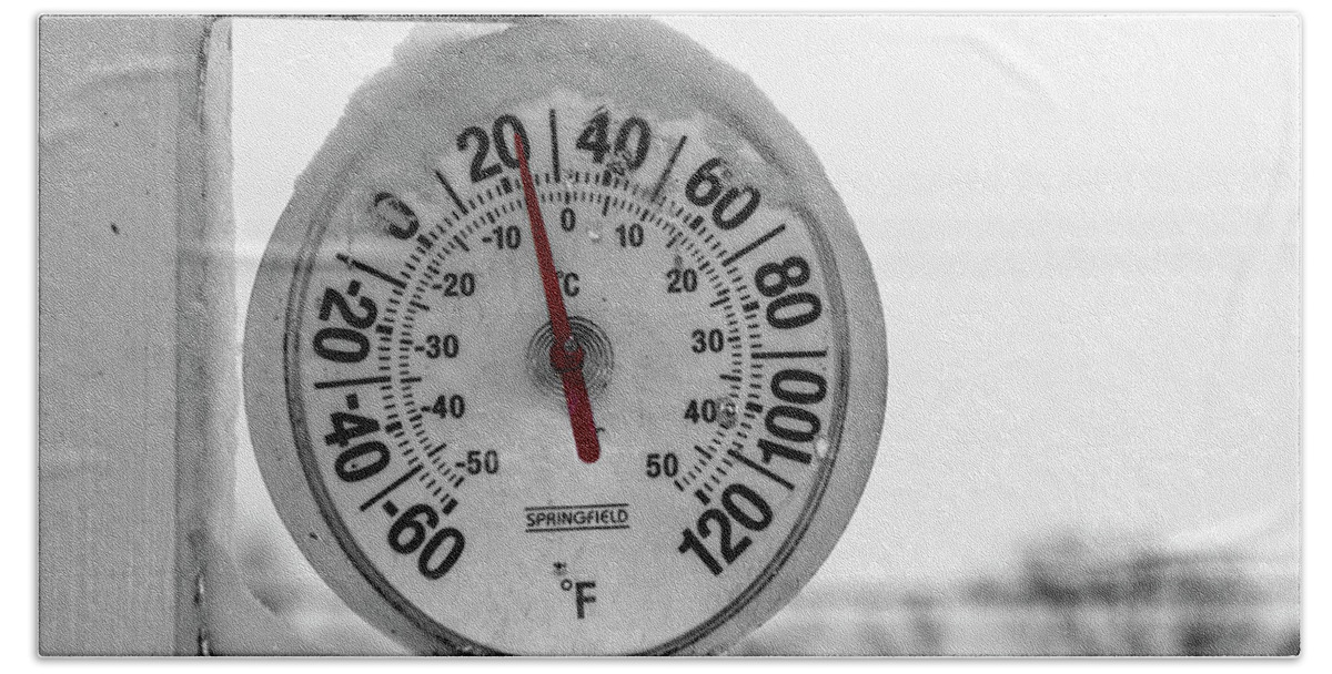 Thermometer Bath Towel featuring the photograph Snow Covered Thermometer by Cathy Kovarik