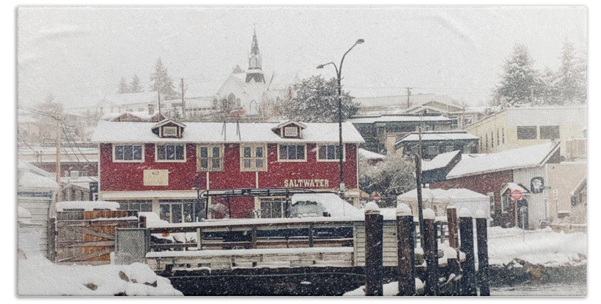 Snow Bath Towel featuring the photograph Snowing in Poulsbo by Jerry Abbott