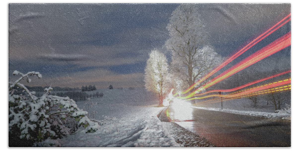 Winter Bath Towel featuring the photograph Snowy winter wonderland by Andrew Lalchan