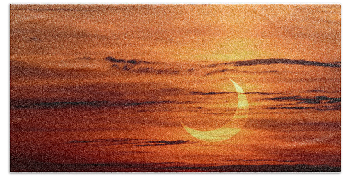 New York Bath Towel featuring the photograph Solar Eclipse 2021 by Kevin Suttlehan