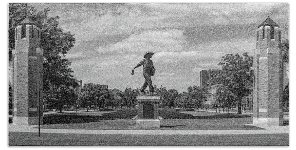 Sower Statue Bath Towel featuring the photograph Sower Statue on the campus of the University of Oklahoma in panoramic black and white by Eldon McGraw
