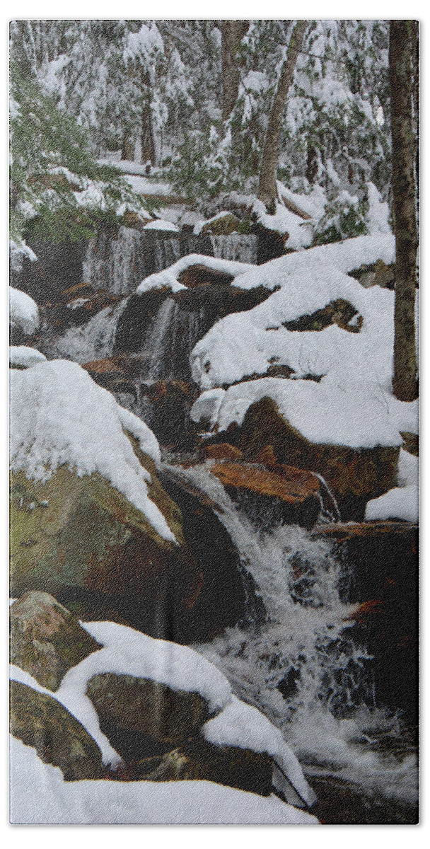 Spruce Peak Falls Bath Towel featuring the photograph Spruce Peak Falls 6 by Raymond Salani III