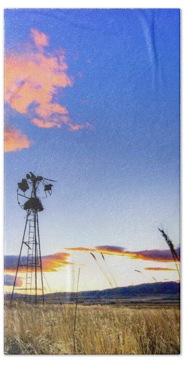 Windmill Bath Towel featuring the photograph Standing the Test of Time by Bryan Carter