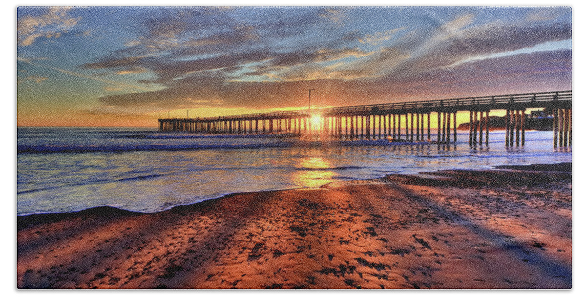Landcape Bath Towel featuring the photograph Sunrays Through The Pier by Beth Sargent