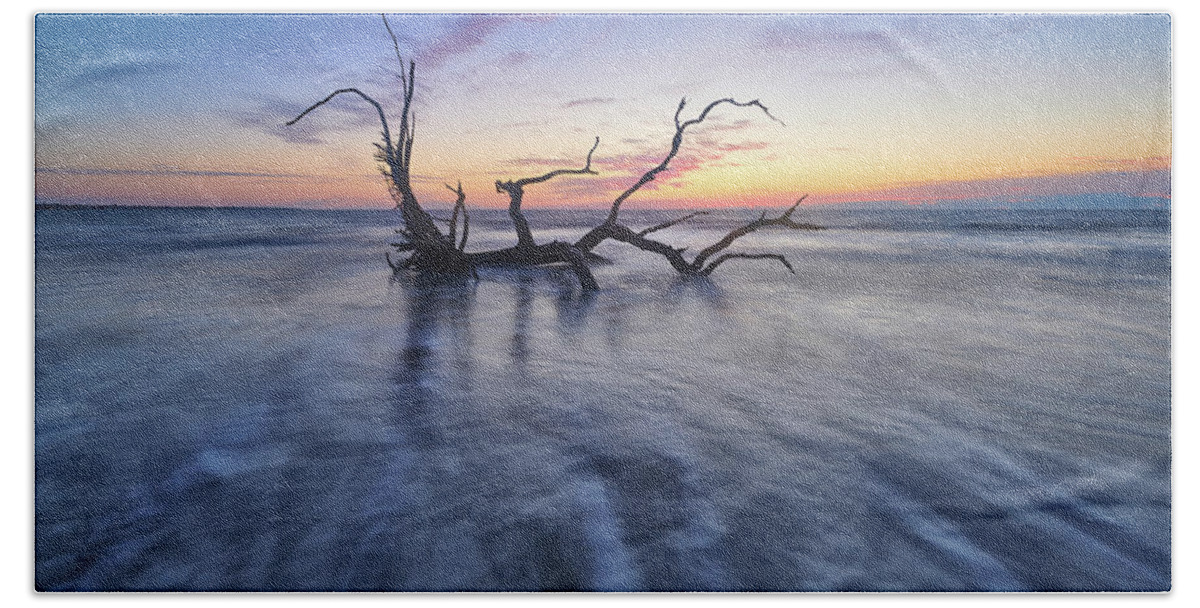 Water Bath Towel featuring the photograph Sunrise Again at Jekyll Island by Jon Glaser