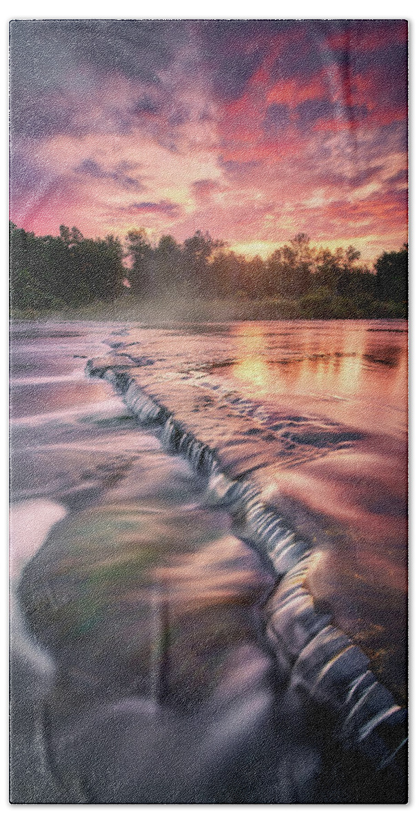 Fitzroy Provincial Park Bath Towel featuring the photograph Sunrise at Fitzroy Provincial Park by Henry w Liu