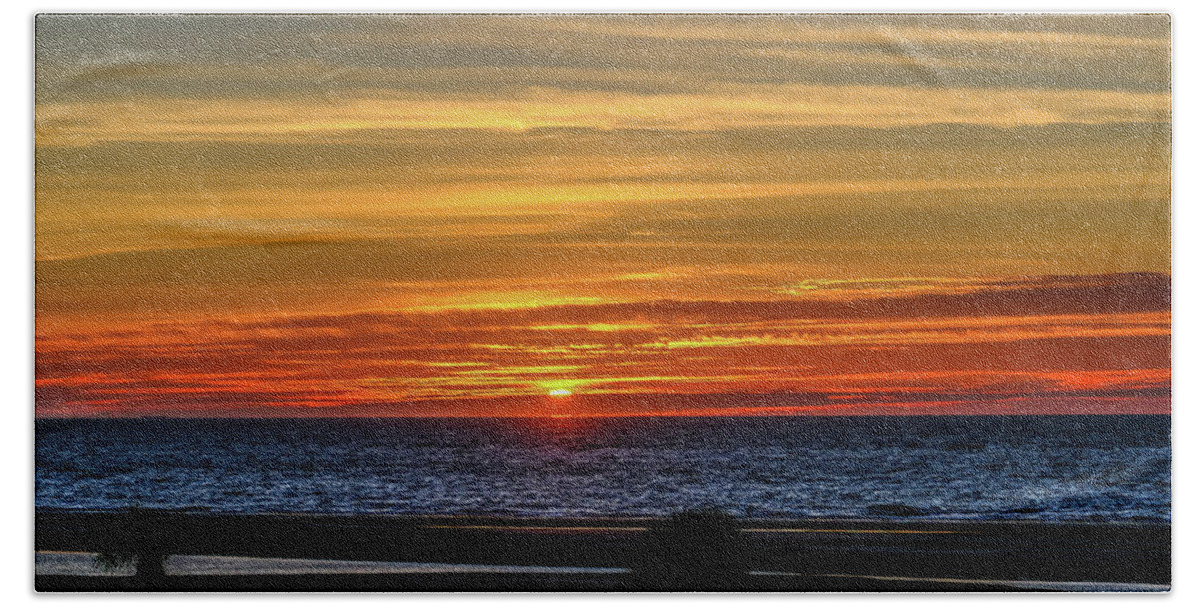 Background Bath Towel featuring the photograph Sunrise at the Beach by Darryl Brooks