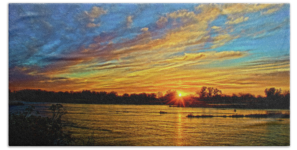 Nebraska Bath Towel featuring the photograph Sunrise near the Hamilton County Bridge by Jeff White