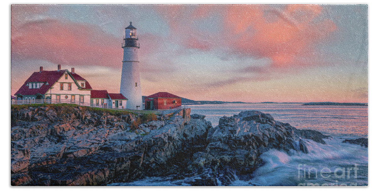 American Bath Towel featuring the photograph Sunrise Portland Head Light, Maine by Henk Meijer Photography