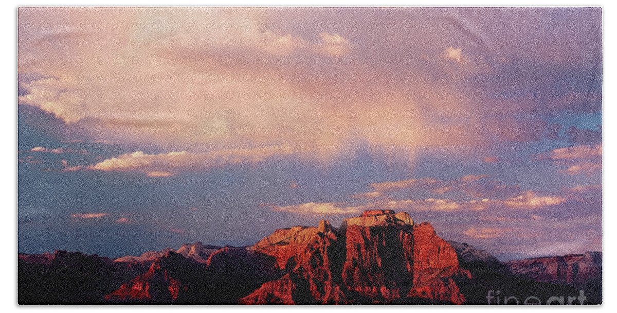 North America Bath Towel featuring the photograph Sunset on West Temple Zion National Park by Dave Welling