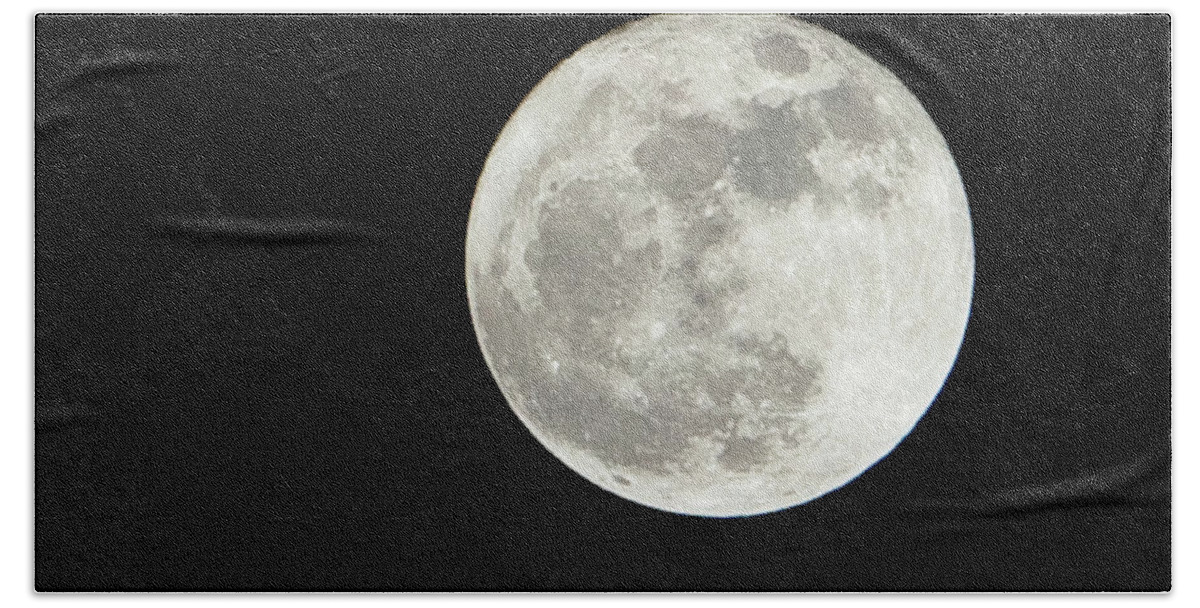 Super Moon Bath Towel featuring the photograph Super Moon_031911 by Rocco Leone