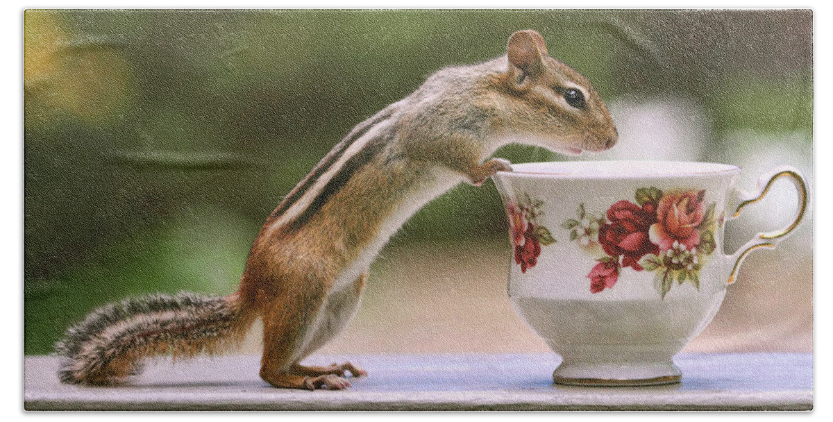 Chipmunk Hand Towel featuring the photograph Tea Time with Chipmunk by Peggy Collins