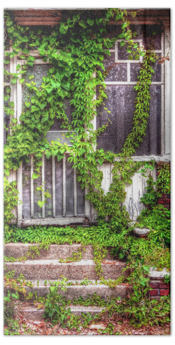 Vines Hand Towel featuring the photograph The Back Porch by Randall Dill