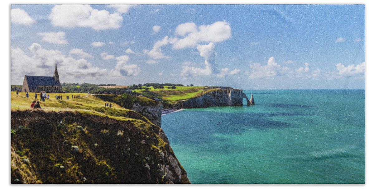 Etretat Bath Towel featuring the photograph The cliffs at Etretat by Fabiano Di Paolo
