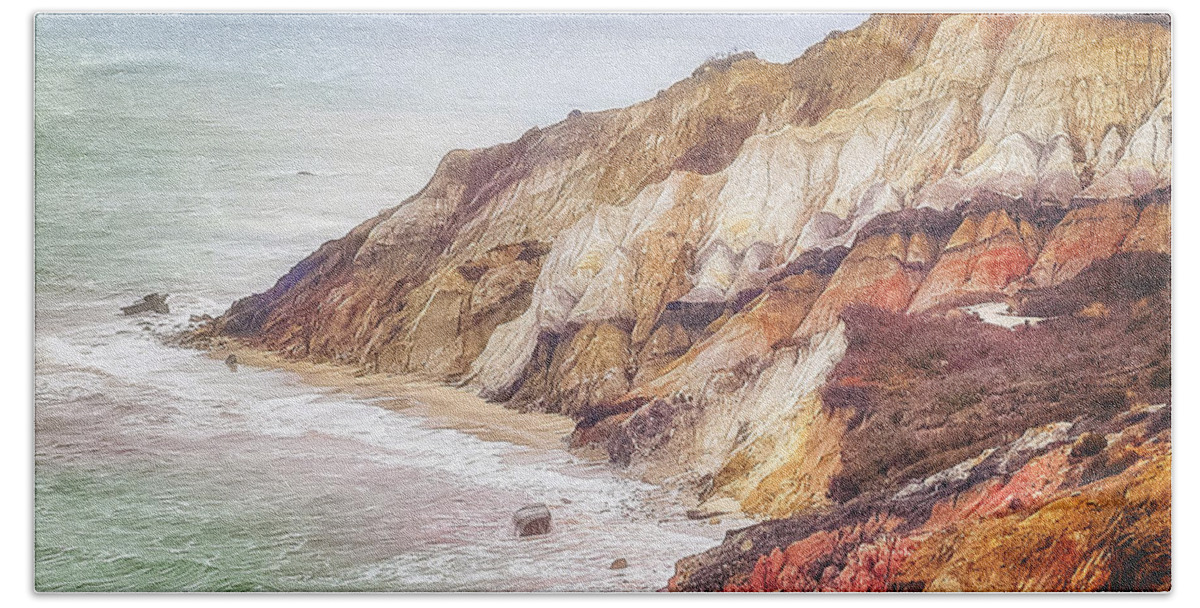 Aquinnah Bath Towel featuring the photograph The Cliffs of Aquinnah by Mitchell R Grosky