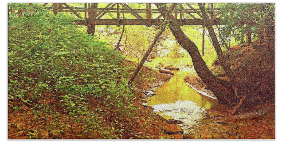 Footbridge Bath Towel featuring the photograph The Footbridge in the Woods by Stacie Siemsen