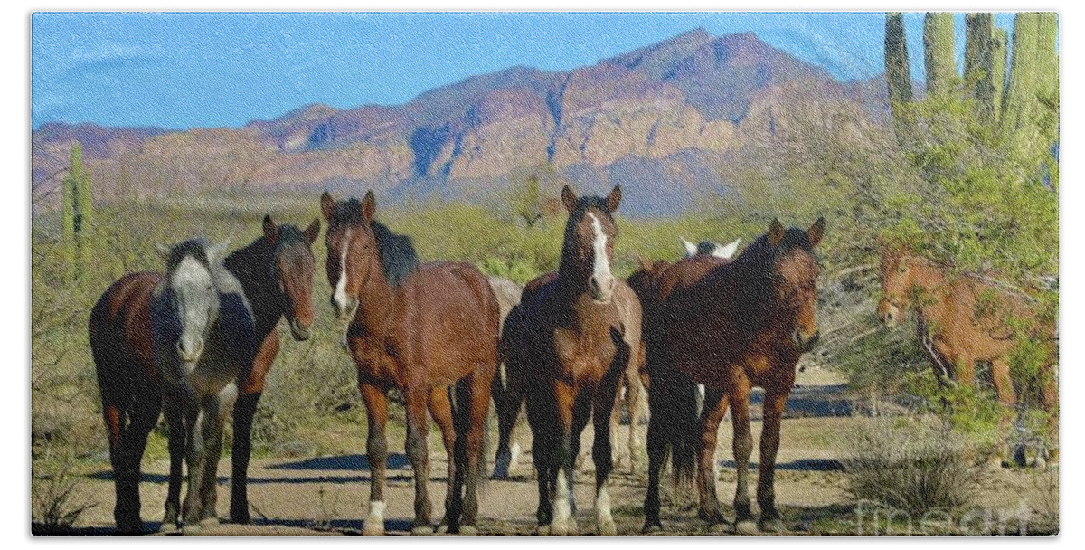 Salt River Wild Horses Bath Towel featuring the digital art The Gangs All Here by Tammy Keyes