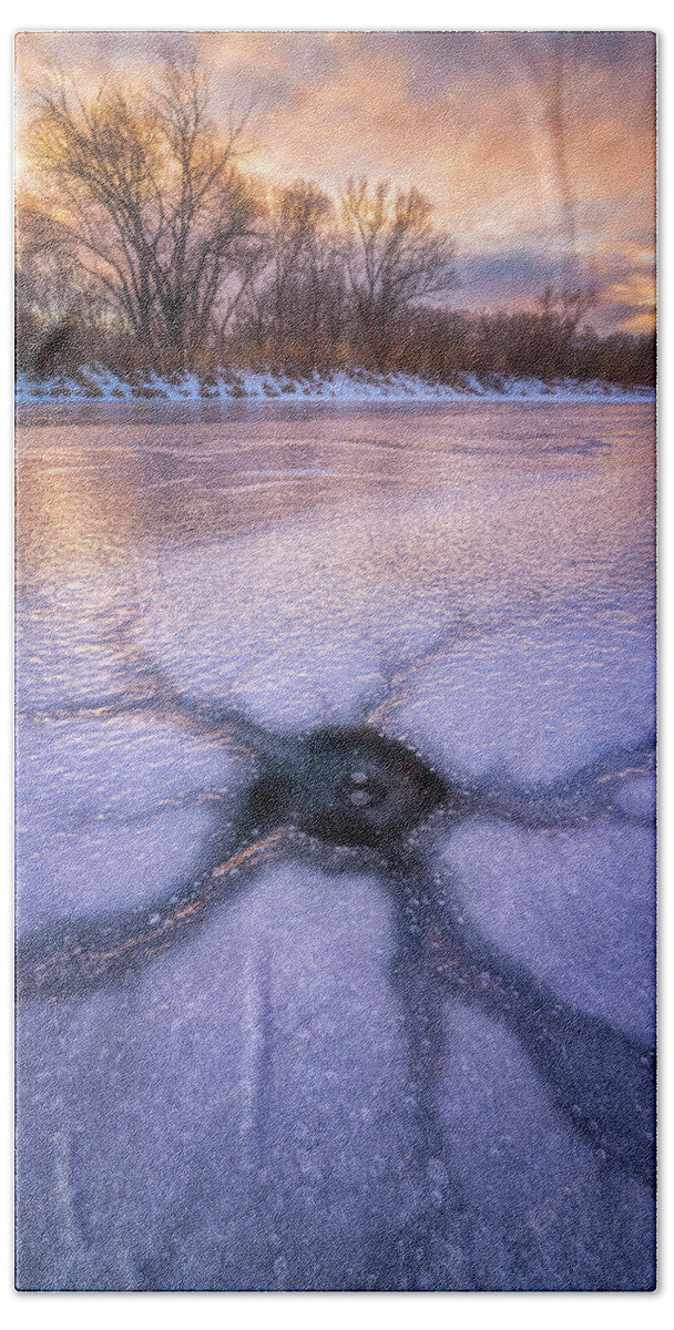 Sunrise Hand Towel featuring the photograph The Ice's Eye by Darren White