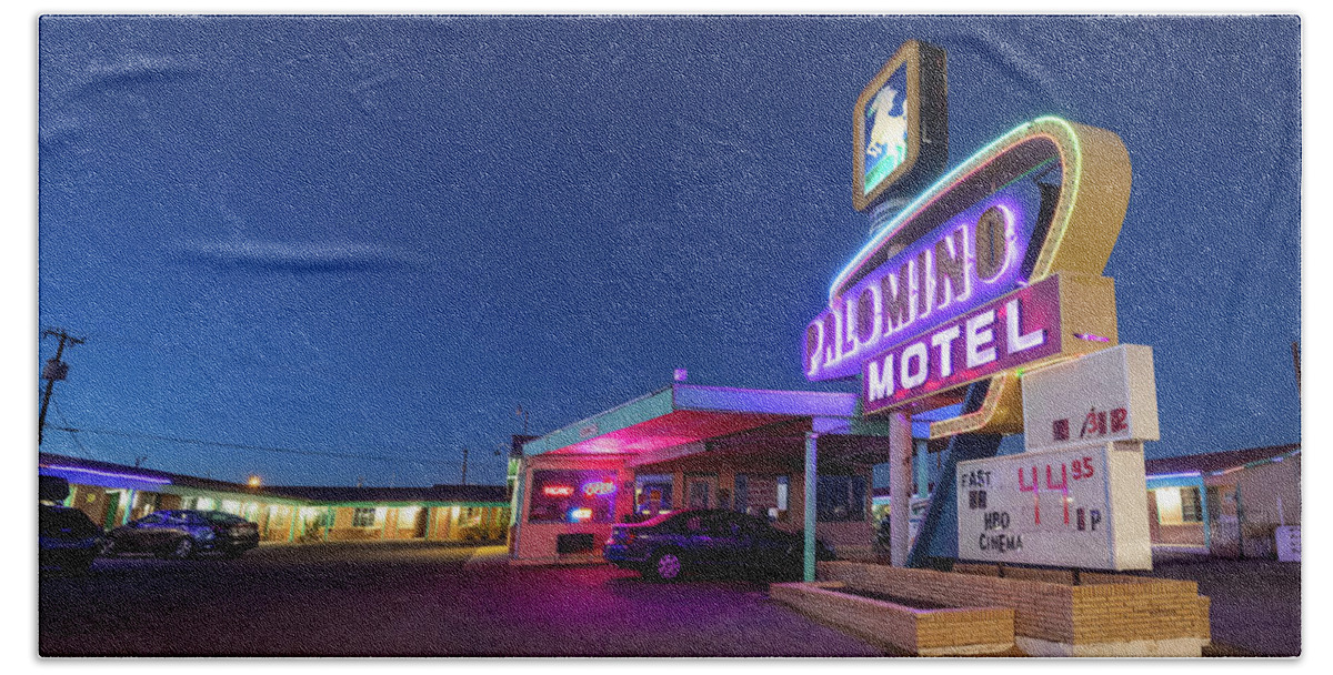 New Mexico Bath Towel featuring the photograph The Palomino Motel by Tim Stanley