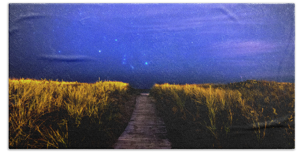 Gloucester Bath Towel featuring the photograph The Starry Path to Good Harbor Beach in Gloucester, MA by Toby McGuire