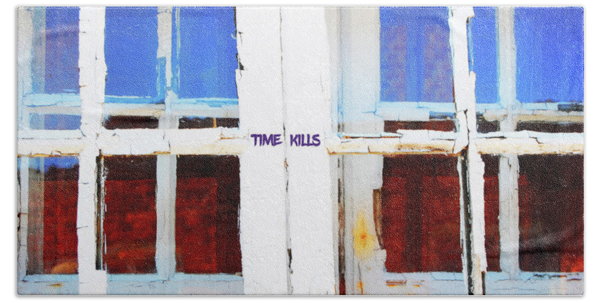 Time Bath Towel featuring the photograph Time Kills by Spacio Pierdutin