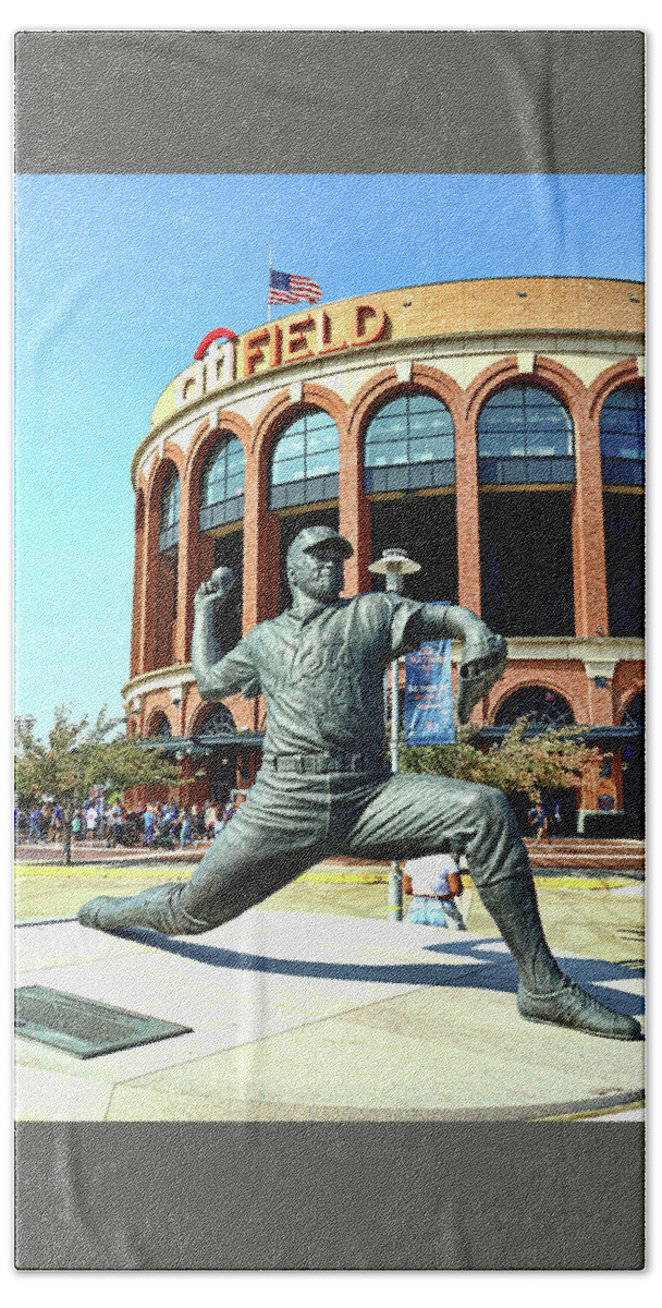 Tom Seaver Statue Hand Towel featuring the photograph Tom Seaver Statue 2 - CitiField by Allen Beatty