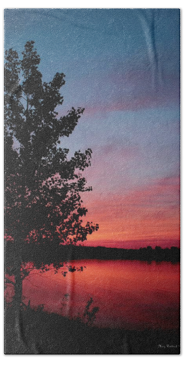 Tree Bath Towel featuring the photograph Tree in Sunset by Mary Walchuck