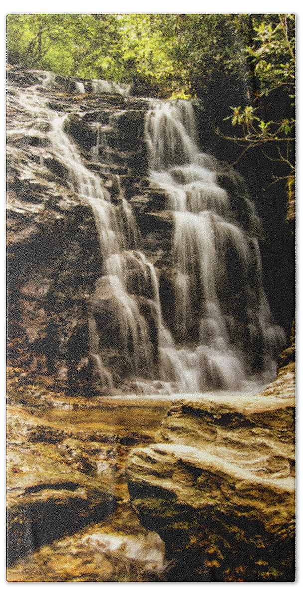 Hanging Rock State Park Bath Towel featuring the photograph Upper Cascades at Hanging Rock State Park by Bob Decker