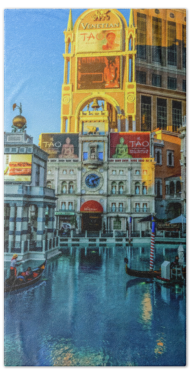  Bath Towel featuring the photograph Venetian Fantasy by Rodney Lee Williams