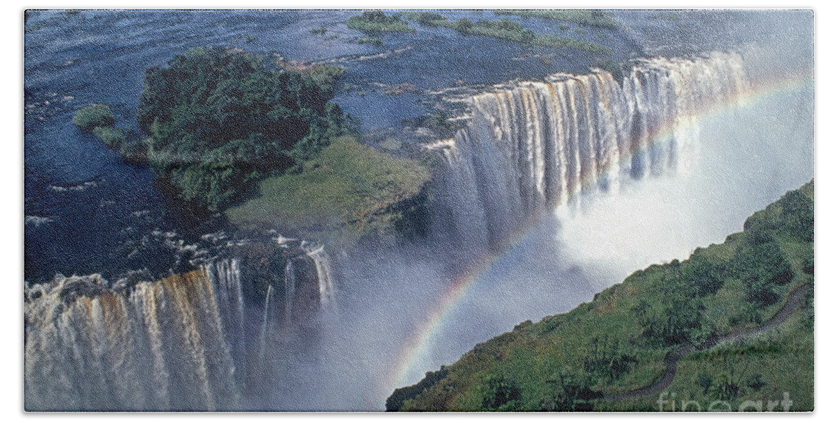 Africa Bath Towel featuring the photograph Victoria Falls Rainbow by Sandra Bronstein