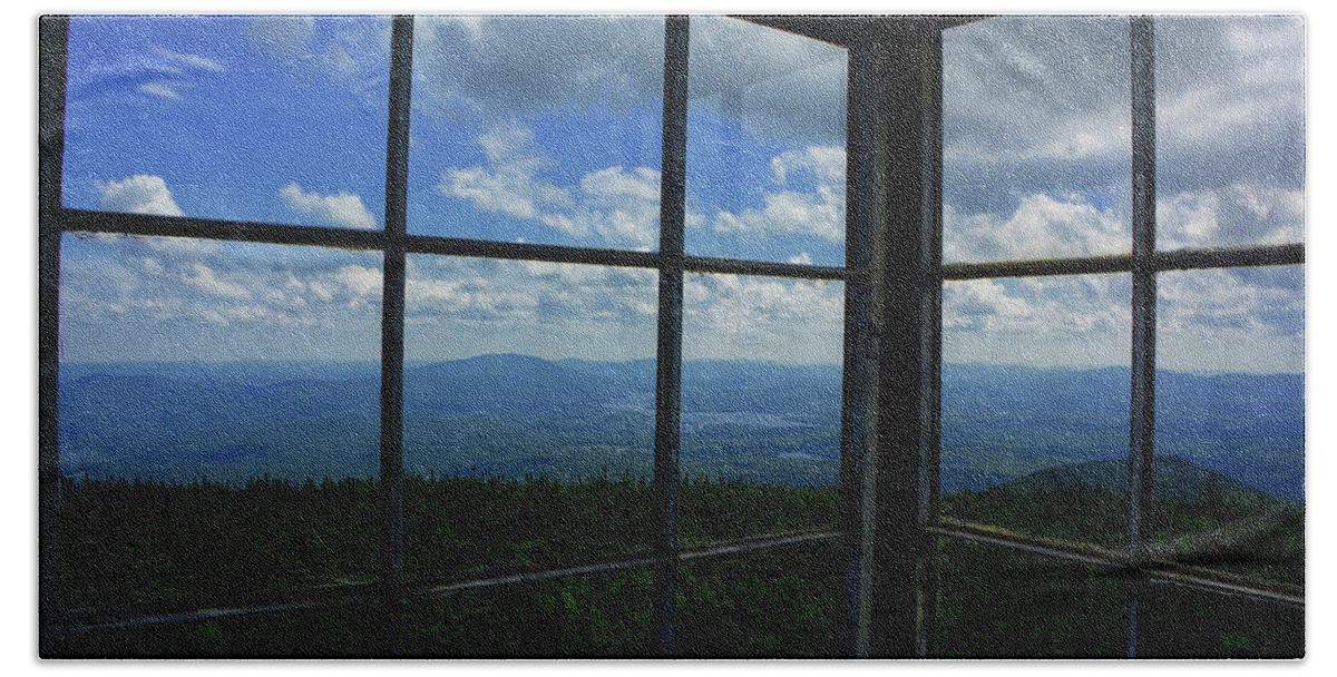 Stratton Mountain Fire Tower Bath Towel featuring the photograph View from in Stratton Mountain Fire Tower by Raymond Salani III