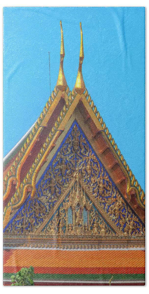 Scenic Hand Towel featuring the photograph Wat Arun Phra Ubosot Gable DTHB2115 by Gerry Gantt