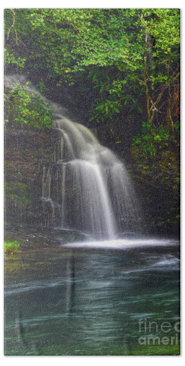 Waterfall Bath Towel featuring the photograph Waterfall On Little River by Phil Perkins