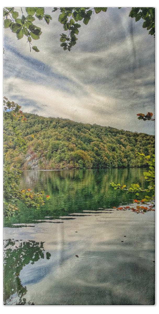 Plitvice Lakes Bath Towel featuring the photograph Where Sky Meets The Water by Yvonne Jasinski