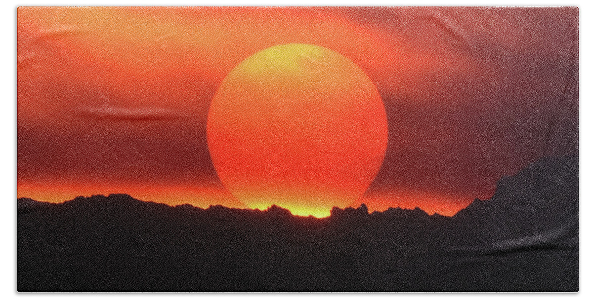 Sun Bath Towel featuring the photograph Wildfire Sunset by Ben Foster