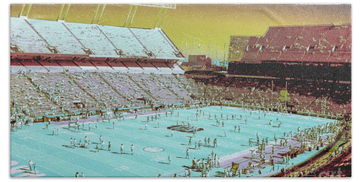 Usc Bath Towel featuring the photograph Williams - Brice Stadium #20 by Charles Hite