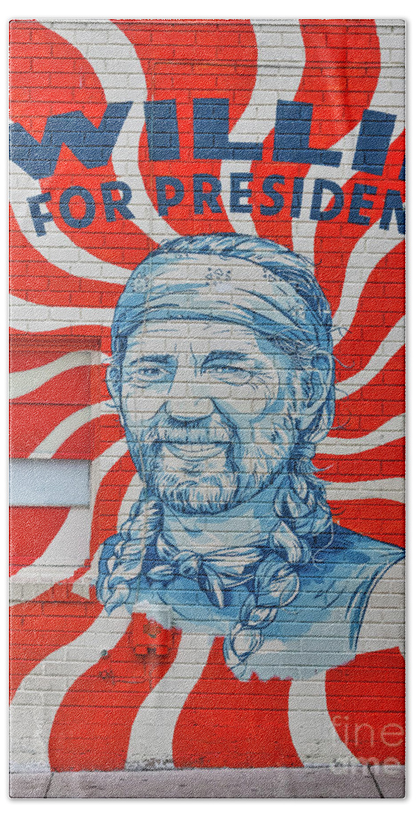 Willie For President Mural Bath Towel featuring the photograph Willie For President Mural by Bee Creek Photography - Tod and Cynthia