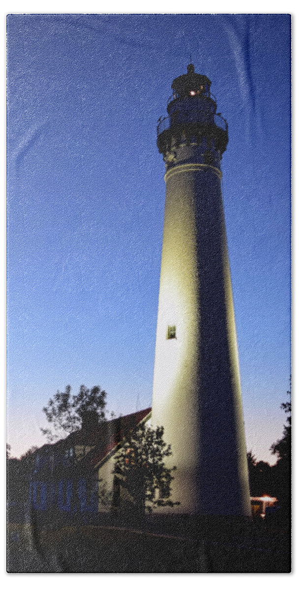 Wind Point Bath Towel featuring the photograph Wind Point Lighthouse Blue by Scott Olsen