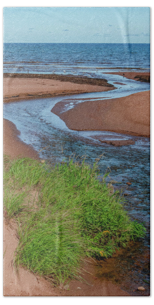 Prince Edward Island Hand Towel featuring the photograph Winding Out To Sea by Marcy Wielfaert