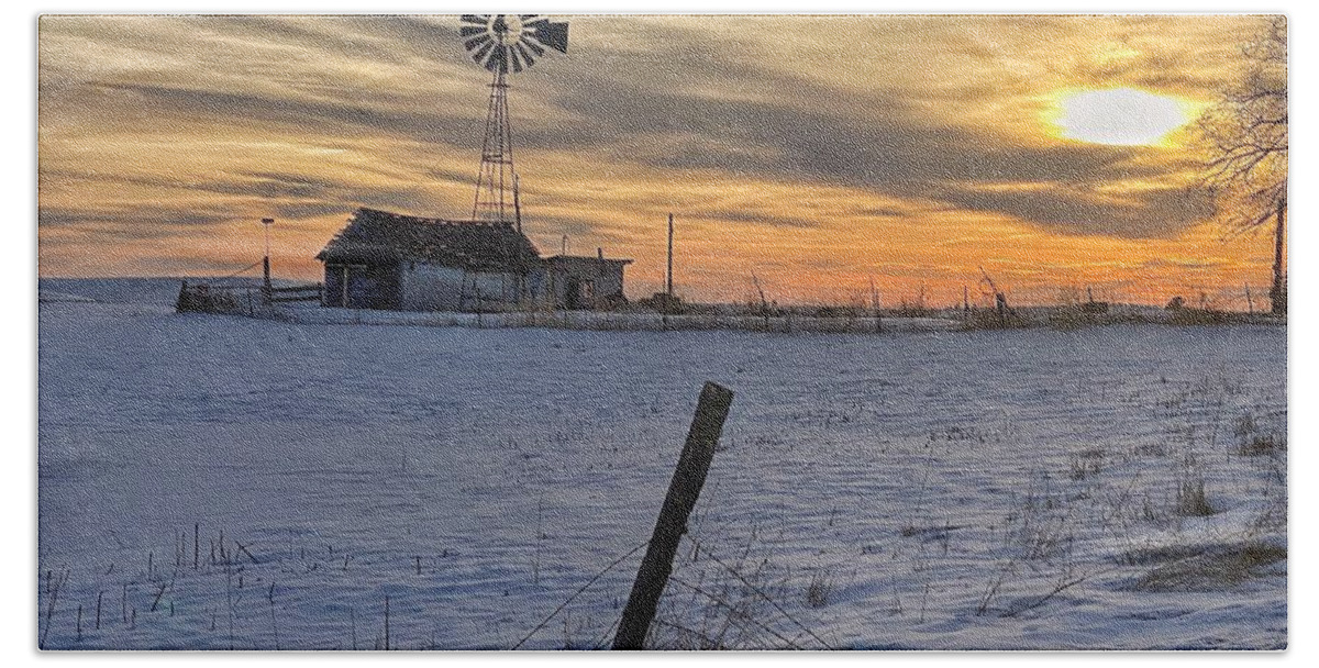 Abandoned Farm Buildings Bath Towel featuring the photograph Winter Desolation at Sunset by Jerry Abbott
