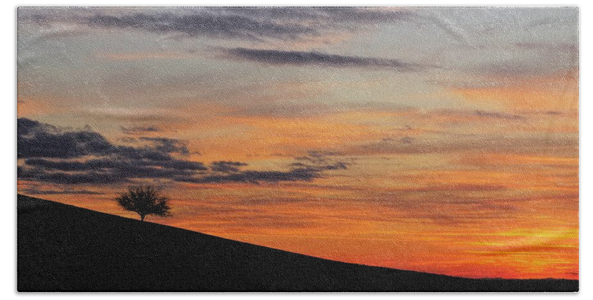 Sunset Hand Towel featuring the photograph Winter Sky Exeter by Brett Harvey