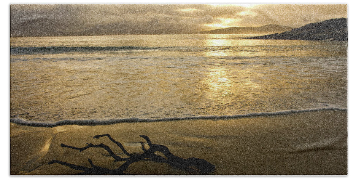 Donegal Bath Towel featuring the photograph Winter Sunset - Downings, Donegal by John Soffe