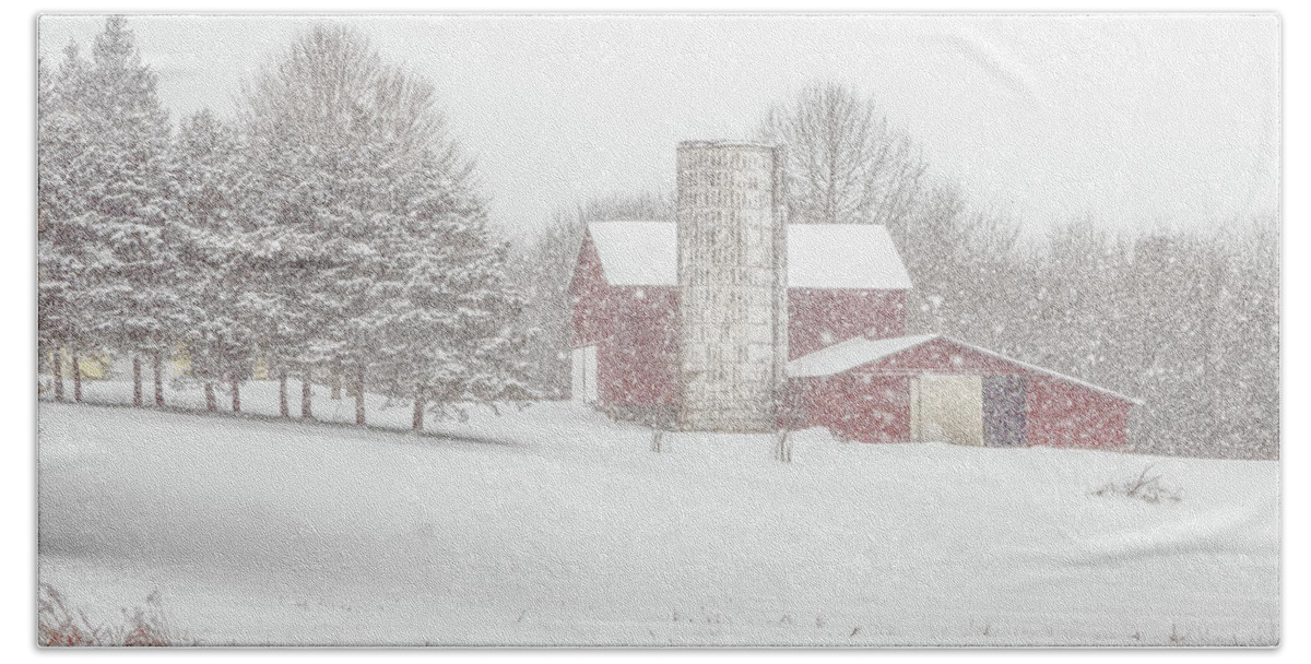 Snowstorm On The Farm Bath Towel featuring the photograph Winter Wonderland II by Rod Best
