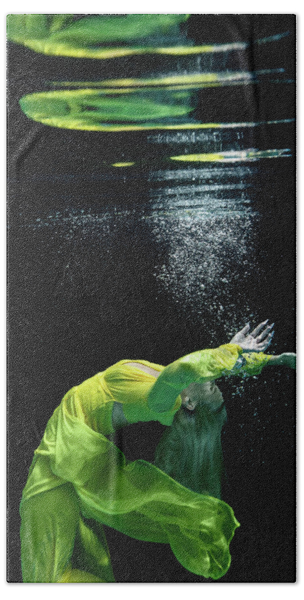 Underwater Bath Towel featuring the photograph Yellow Mermaid by Gemma Silvestre