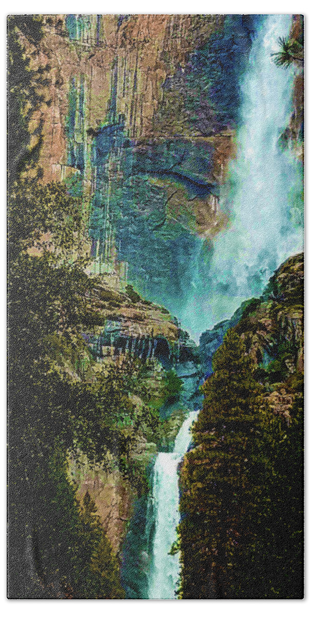 Yosemite Falls Bath Towel featuring the photograph Yosemite Falls by Phyllis Spoor