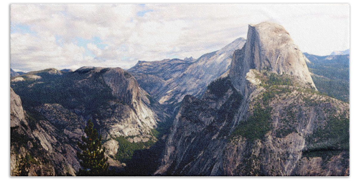 Yosemite Hand Towel featuring the photograph Yosemite Half Dome by Ryan Huebel
