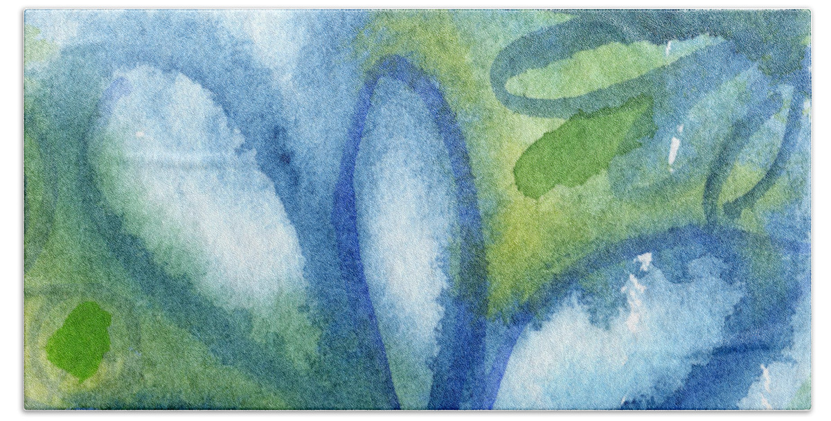 Abstract Bath Towel featuring the painting Zen Leaves by Linda Woods