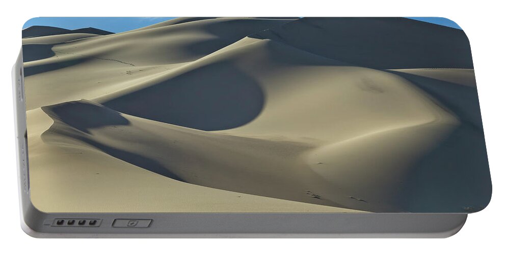 00559255 Portable Battery Charger featuring the photograph Sand Dunes In Death Valley by Yva Momatiuk John Eastcott