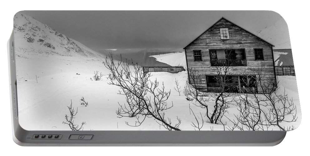 Snow Portable Battery Charger featuring the photograph Hatcher's Pass #4 by Andrew Matwijec