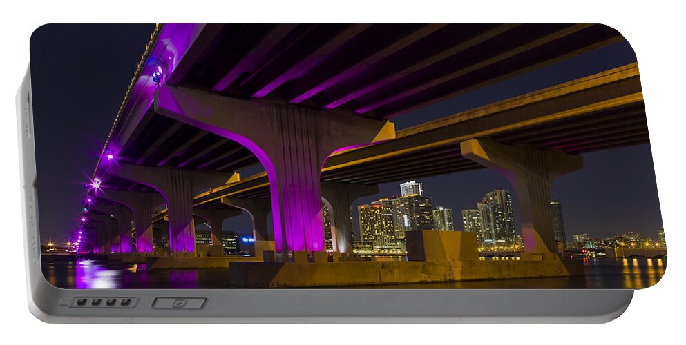 Architecture Portable Battery Charger featuring the photograph Miami Downtown Skyline by Raul Rodriguez